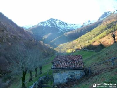 Parque Natural y Reserva de la Biosfera de Redes;senderismo potes piolet y crampones rutas y sendero